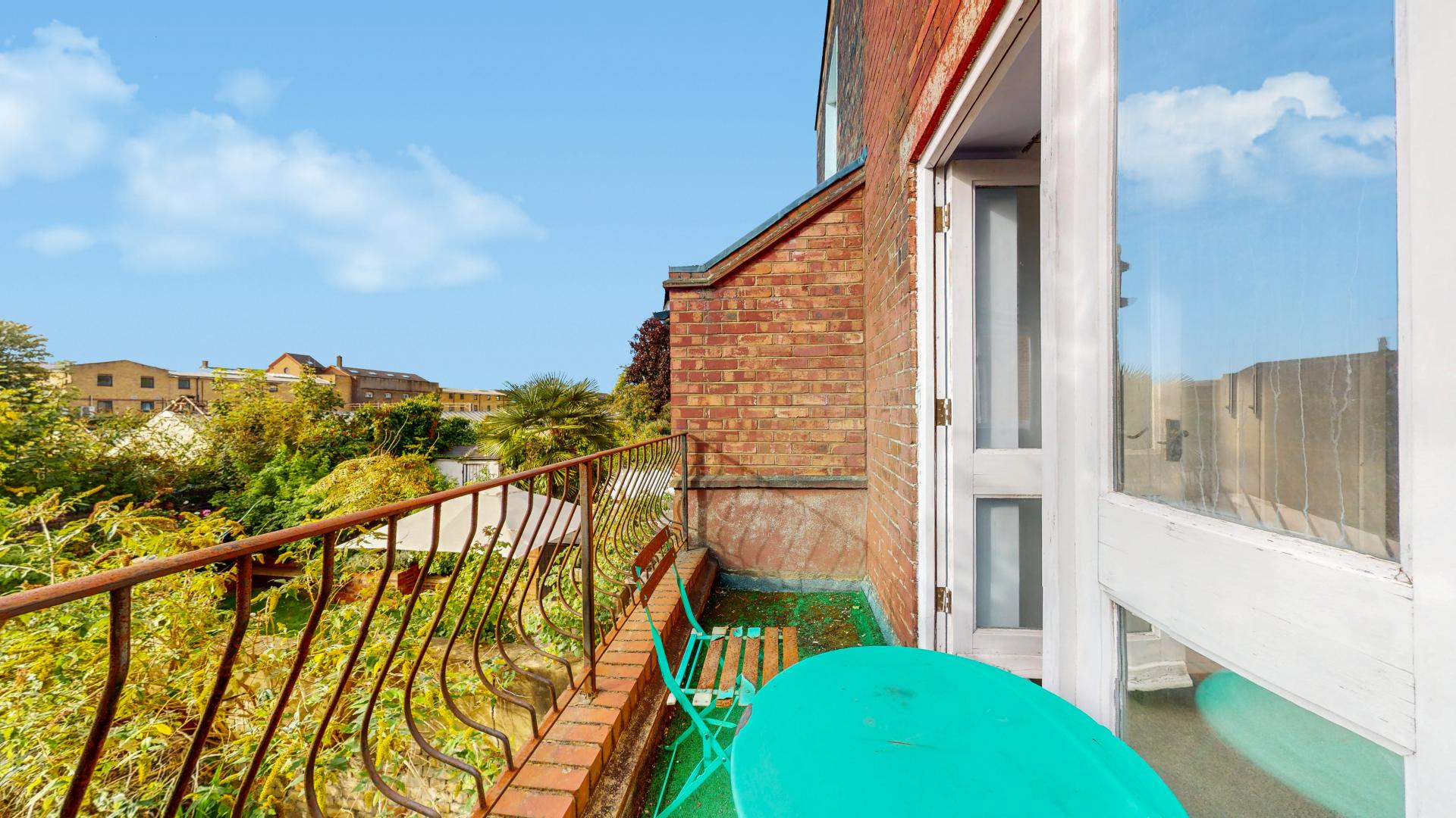 Modern Sharers Apartment Harvist Road, Queens Park